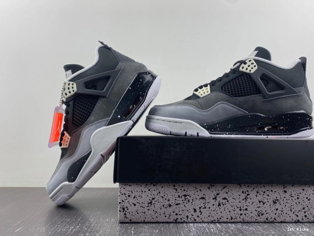 Fear 626969-030 Jordan 4 (2013) Retro Pack 0817